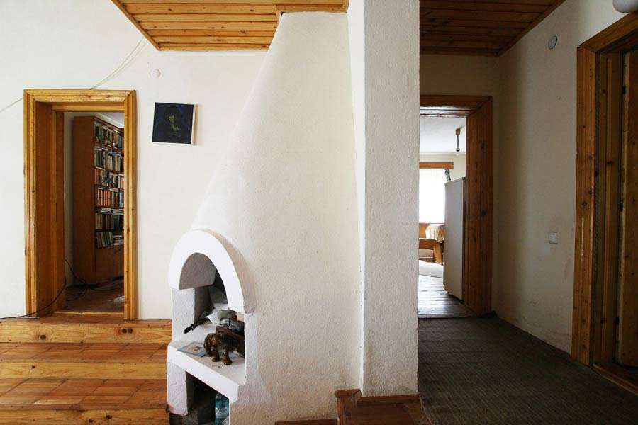 Arhitect Octavian Ungureanu: primul meu proiect de casă. Șemineul din camera de zi (living).